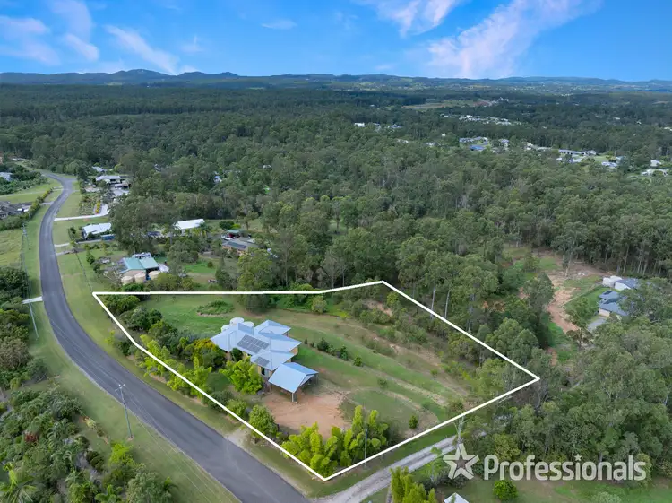 28 Lorikeet Drive, Tamaree QLD 4570