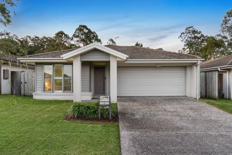 5 Paradise Place, Upper Kedron QLD 4055