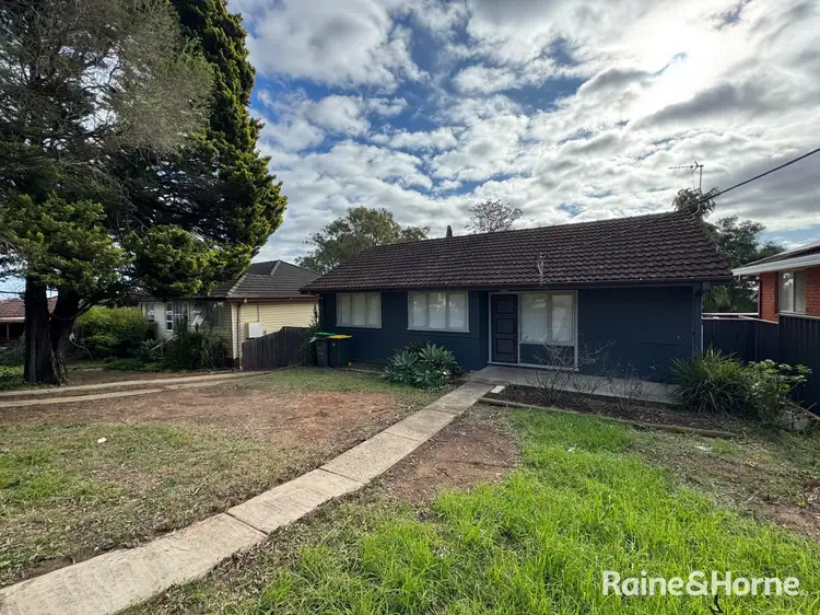 3 Turimetta Avenue, Leumeah NSW 2560