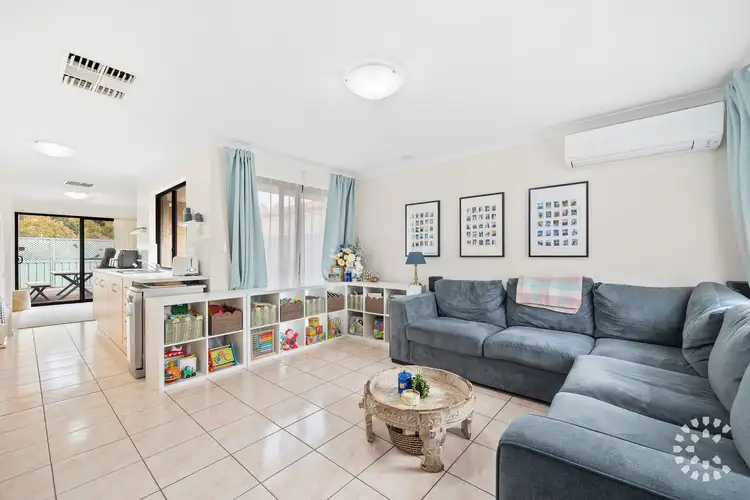 2/184 Bartram Road, Atwell WA 6164