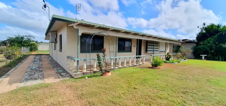 7 Sutcliffe Street, Ayr QLD 4807