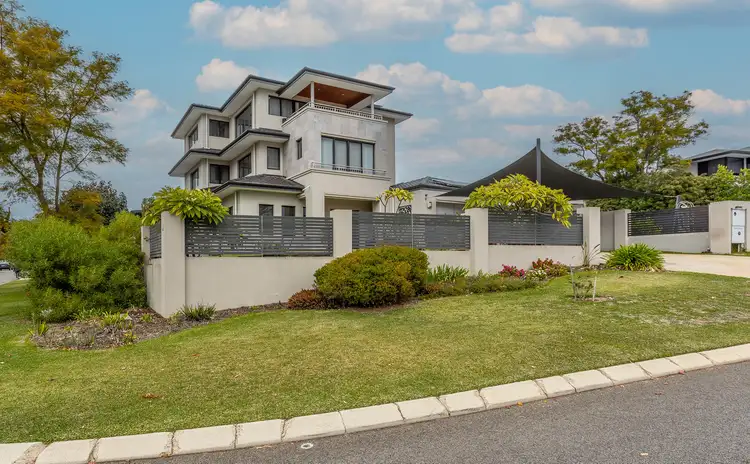 25 Carron Road, Applecross WA 6153