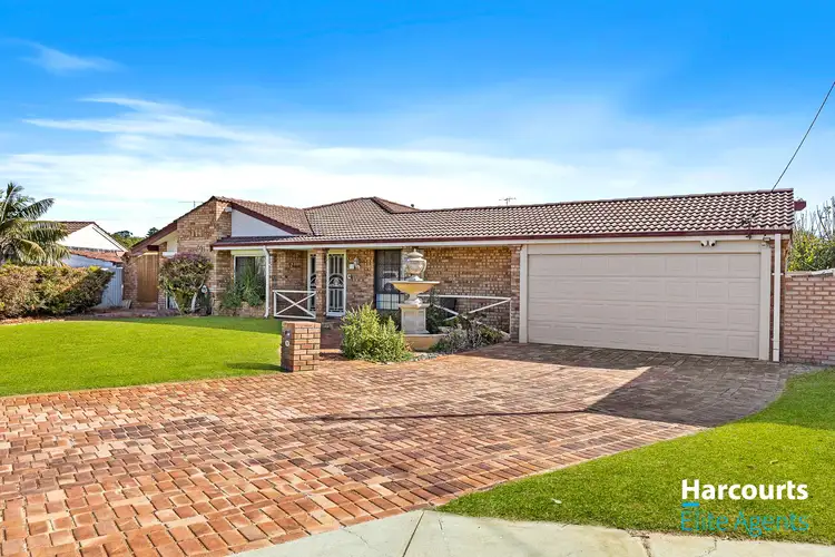 13 Cowan Place, Safety Bay WA 6169