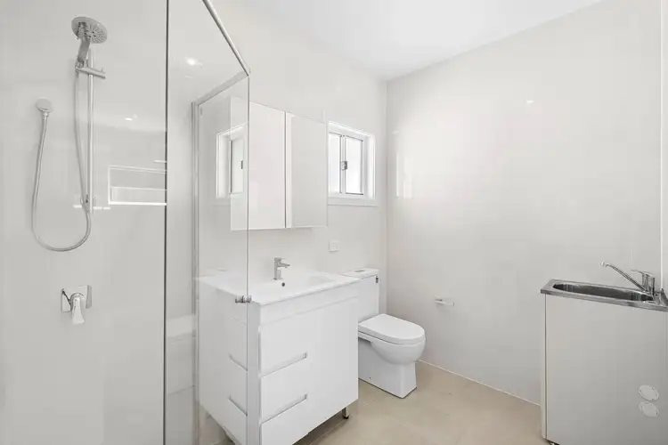 Fifth view of Homely flat listing, 5a Yarraman Ave, Frenchs Forest NSW 2086