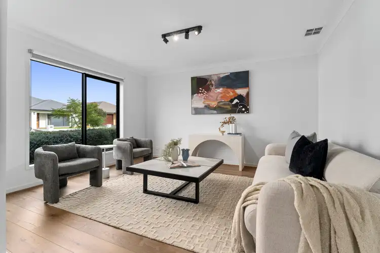 Fourth view of Homely house listing, 8 Gairdner Street, Manor Lakes VIC 3024