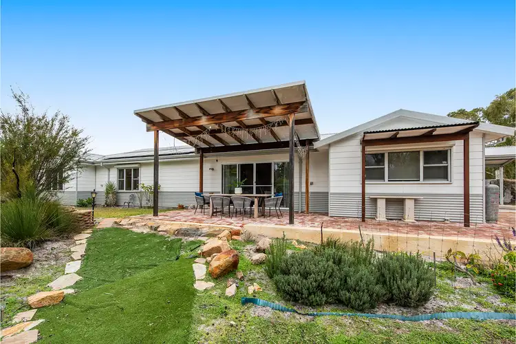 Sixth view of Homely house listing, 12 Owsten Court, Treeby WA 6164