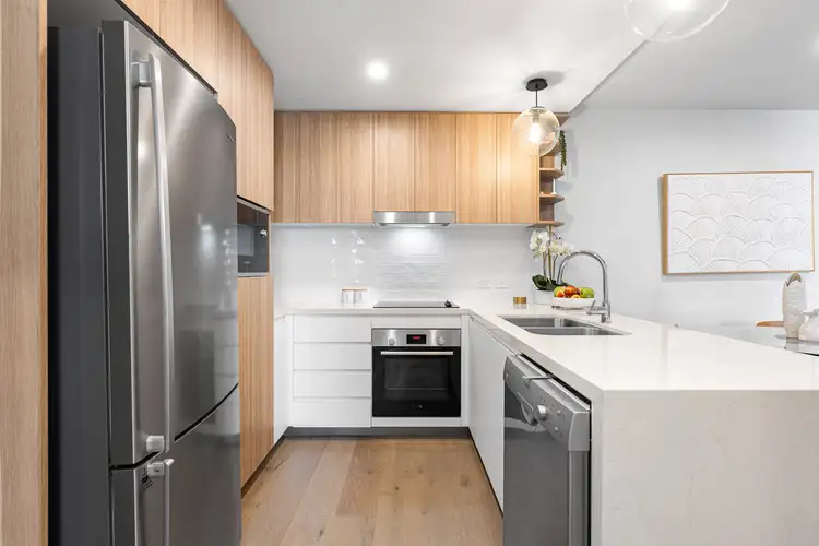 Fourth view of Homely apartment listing, 4/44 Miles Street, Hawthorne QLD 4171