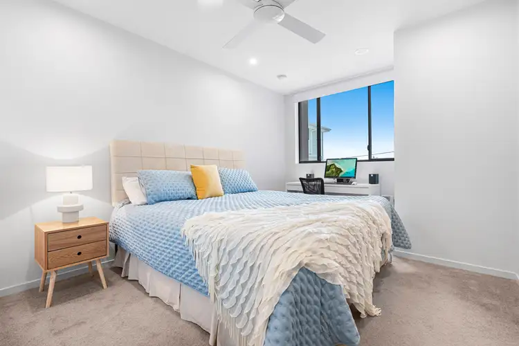 Sixth view of Homely apartment listing, 4/44 Miles Street, Hawthorne QLD 4171