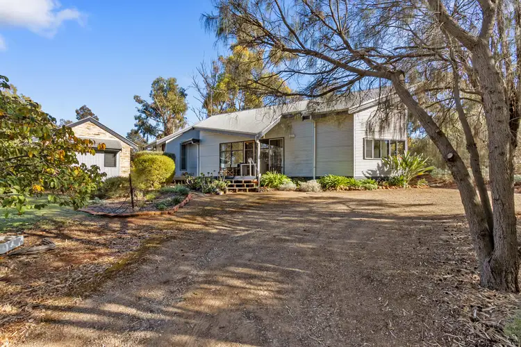 16 Wakefield Road, Leasingham SA 5452