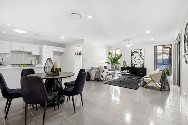 24 Greenwood Parkway, Jordan Springs NSW 2747