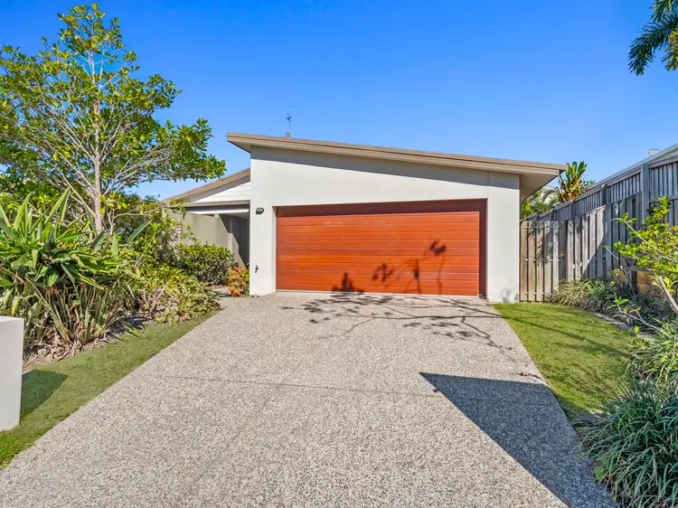 2/8 Coach Way, Upper Coomera QLD 4209