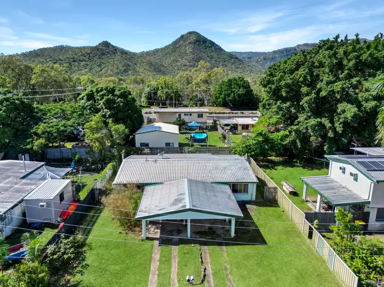 16 Koinonia Court, Rasmussen QLD 4815