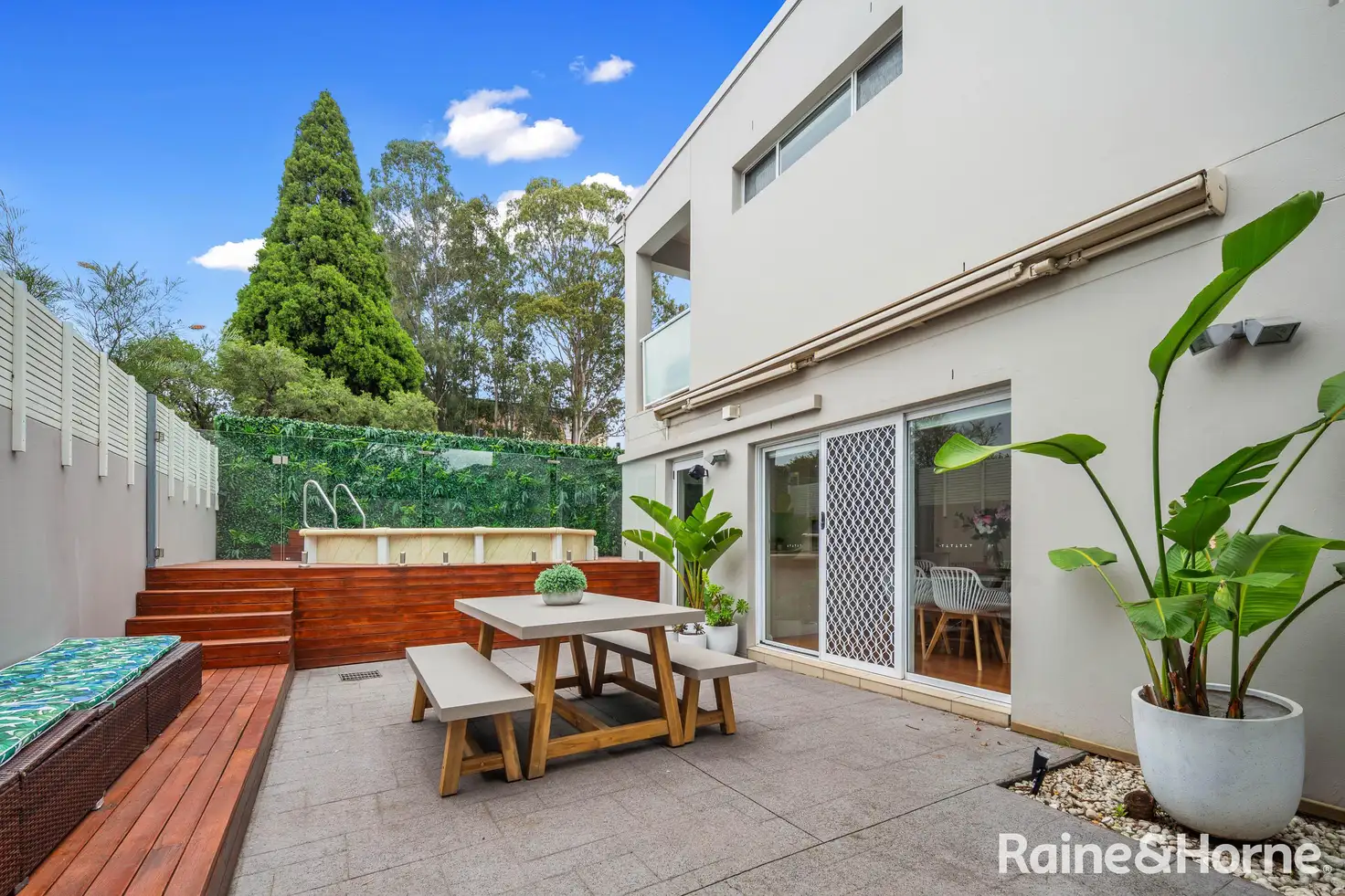Main view of Homely townhouse listing, 1/167 Bexley Road, Kingsgrove NSW 2208