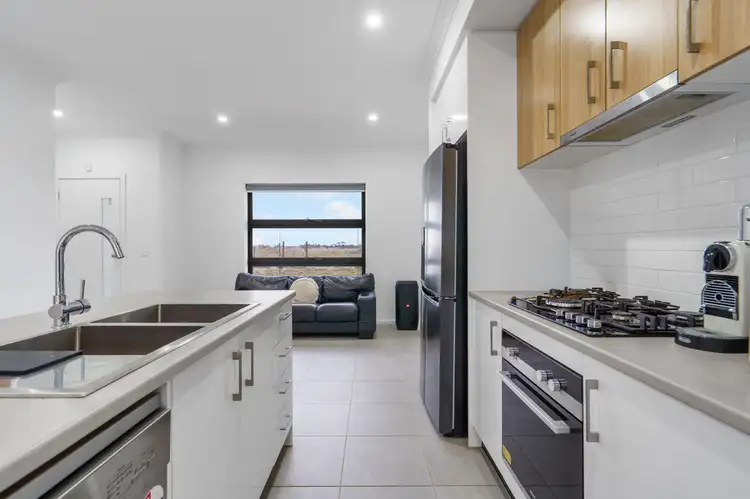 Fourth view of Homely townhouse listing, 5 Sheba Street, Deanside VIC 3336