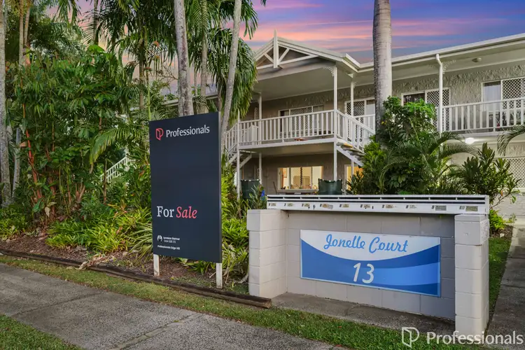13 Springfield Crescent