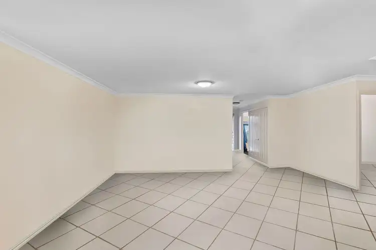Sixth view of Homely house listing, 11 Emperor Court, Kallangur QLD 4503