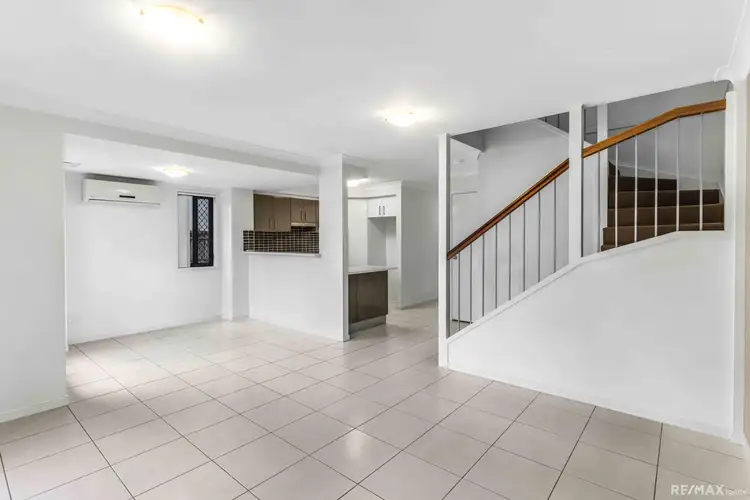 Second view of Homely townhouse listing, 9/10 Highgrove Street, Calamvale QLD 4116
