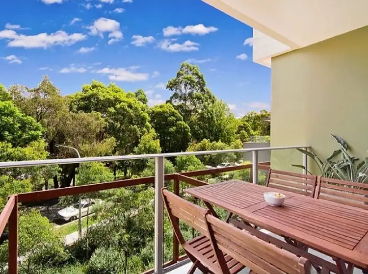 Fourth view of Homely unit listing, 303/10 Duntroon Avenue, St Leonards NSW 2065