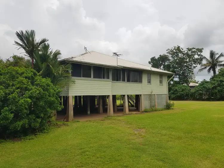 18 Knox Avenue, Goondi QLD 4860
