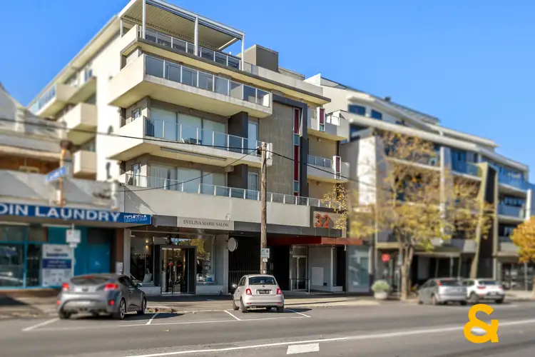 Main view of Homely house listing, 18/32 Napier Street, Essendon VIC 3040
