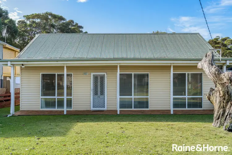 92 Curvers Drive, Manyana NSW 2539