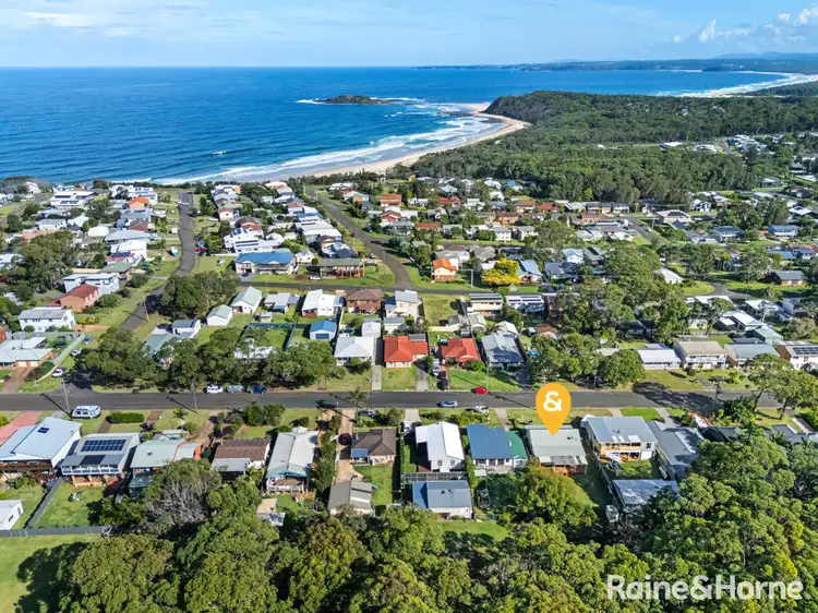 Second view of Homely house listing, 92 Curvers Drive, Manyana NSW 2539