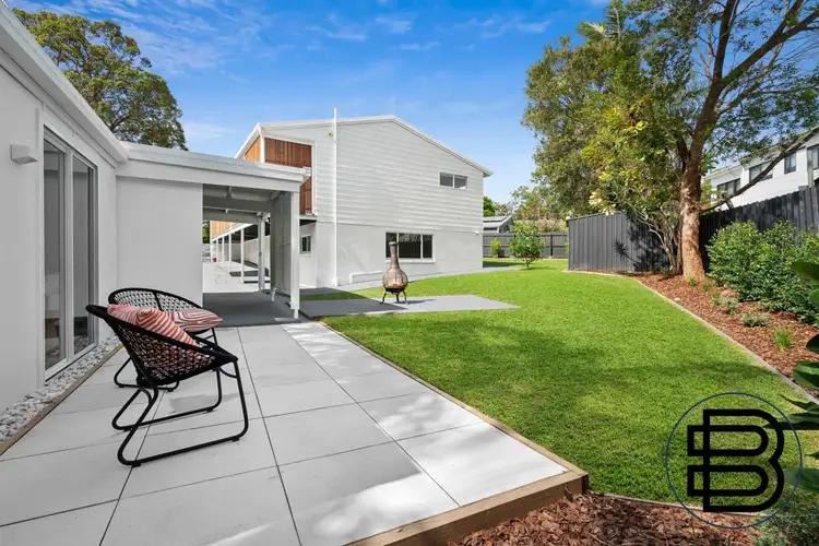 19 Val Crescent, Noosaville QLD 4566