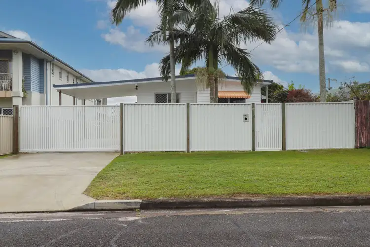 5 Haig Street, Golden Beach QLD 4551
