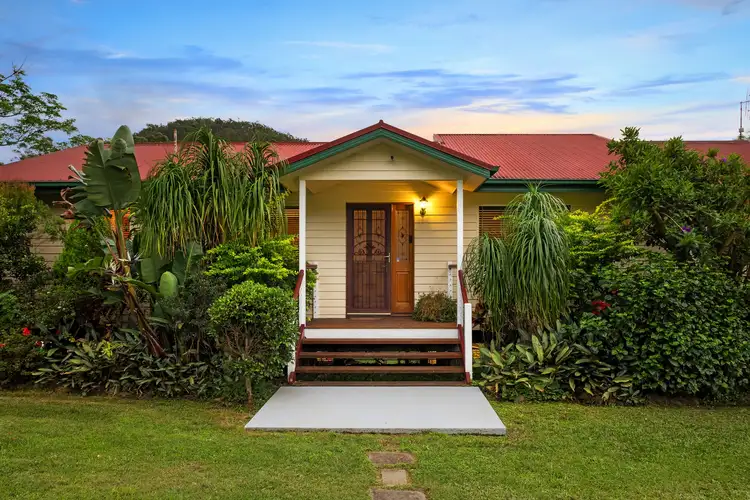 7 Bottlebrush Lane, Wongawallan QLD 4210