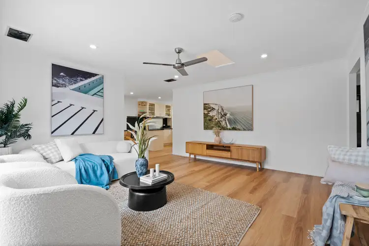Second view of Homely house listing, 27 Cornwall Crescent, Alexandra Hills QLD 4161