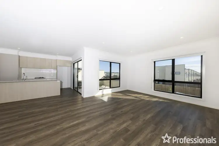 Fourth view of Homely house listing, 113 Fusion Cct, Cranbourne West VIC 3977
