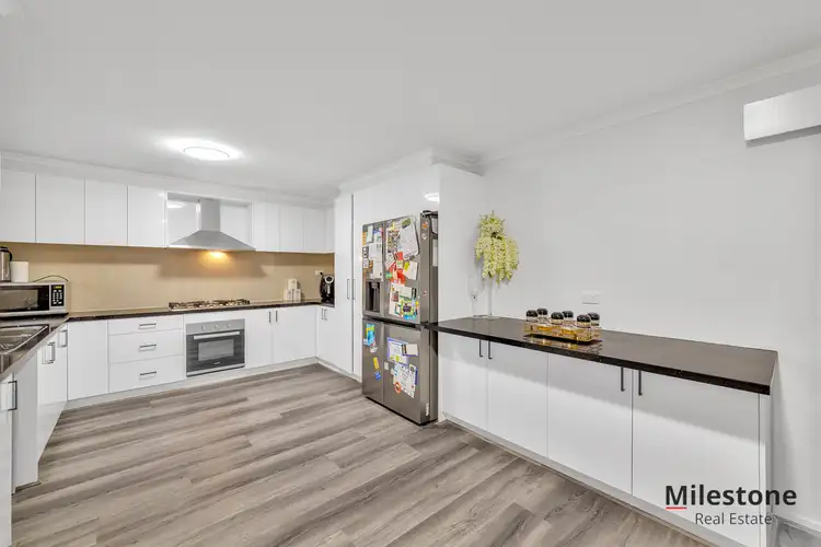 Sixth view of Homely house listing, 2 Carmel Court, Sydenham VIC 3037