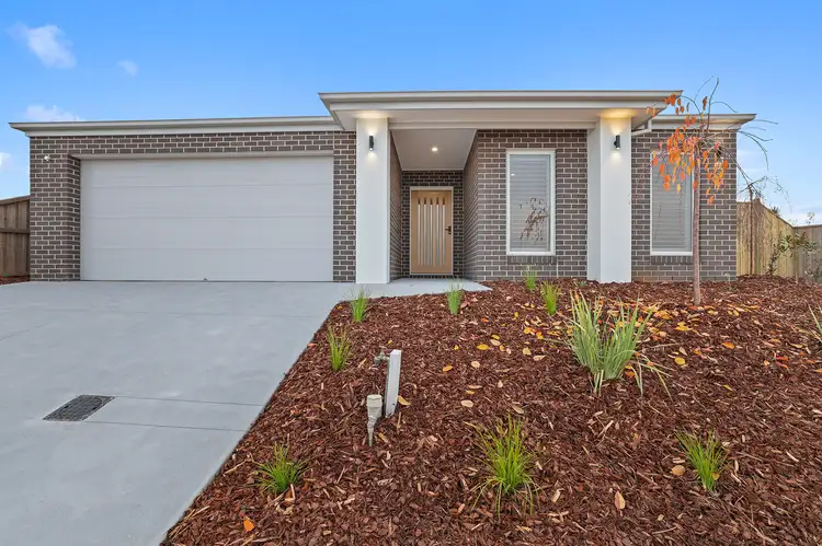 17 Upland Drive, Warragul VIC 3820