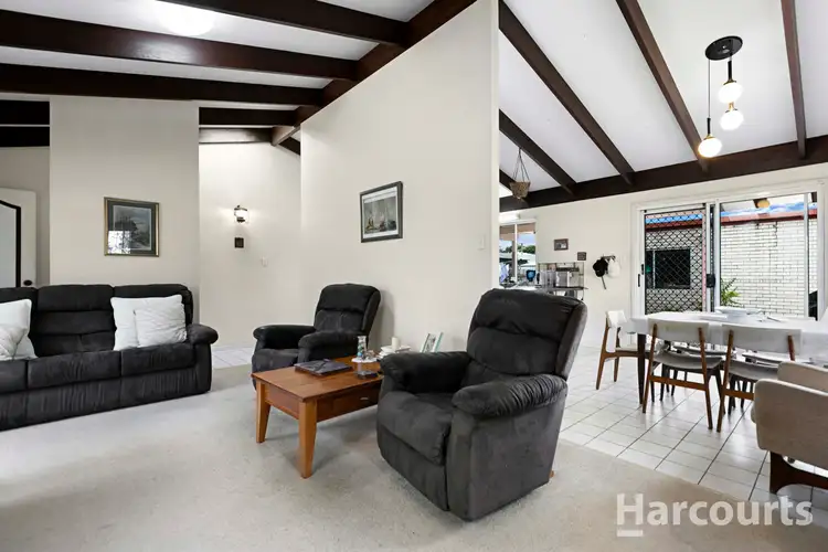 38 Sunset Crescent, Torquay QLD 4655