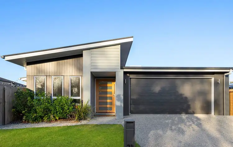 21 Matasha Crescent, Pimpama QLD 4209