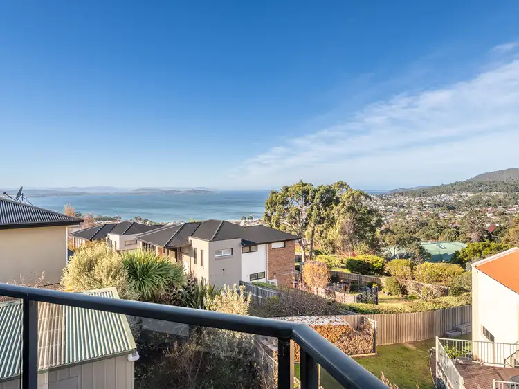 1/87 Diamond Drive, Blackmans Bay TAS 7052