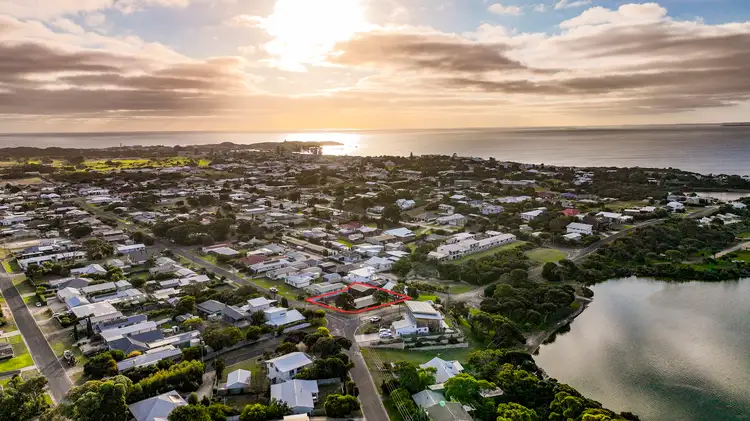 39 Mcfarlane Street, Robe SA 5276