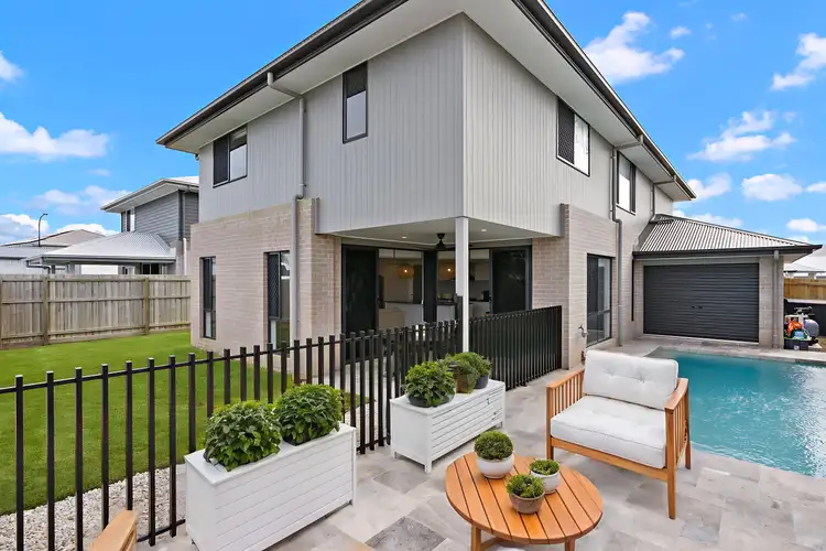 5 Hillgrove Street, Redland Bay QLD 4165