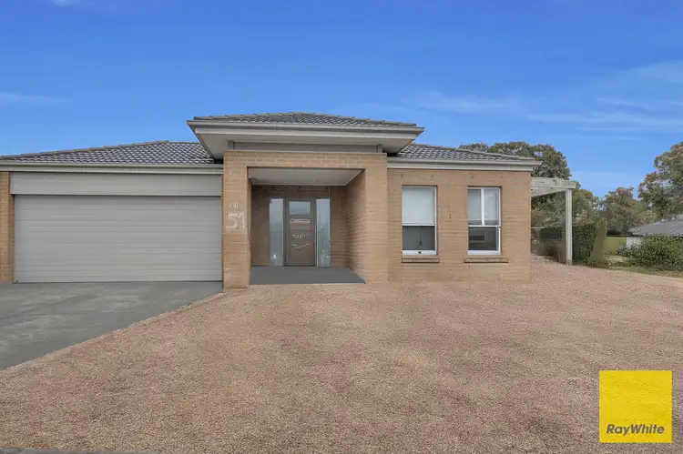 51 Higgins Way, Truganina VIC 3029