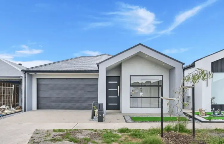 22 Azure Road, Wollert VIC 3750