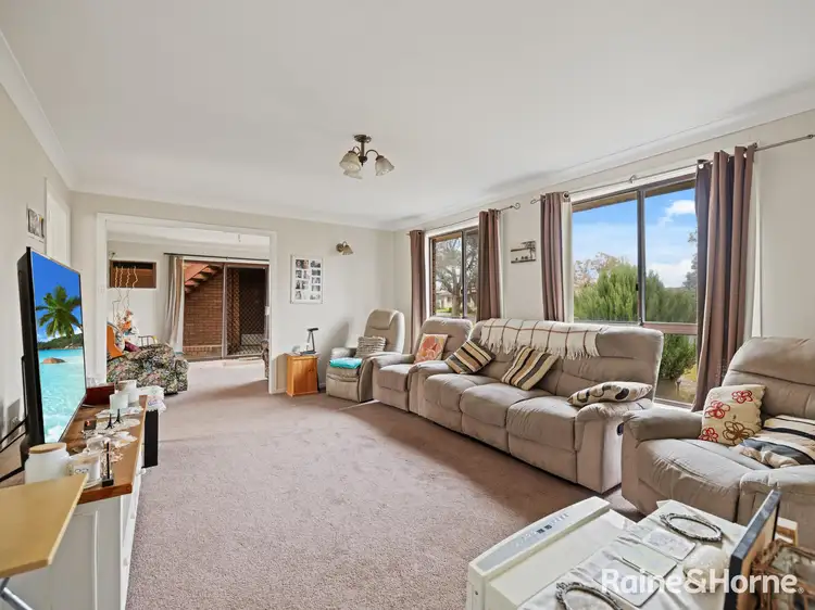 Fifth view of Homely house listing, 7 Alpugi Place, Kelso NSW 2795