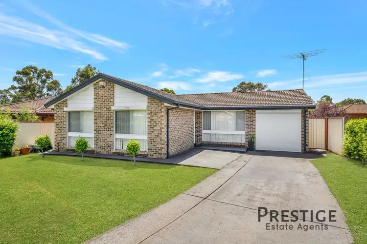 16/30 Devenish Street, Greenfield Park NSW 2176