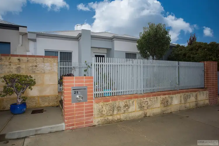21 Perkins Drive, Clarkson WA 6030