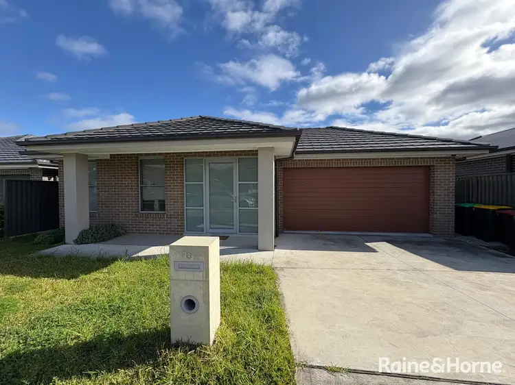 8 Jones Street, Edmondson Park NSW 2174