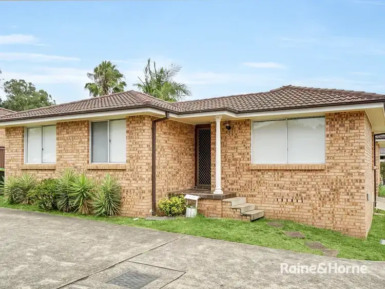 17/4 Sitella Place, Ingleburn NSW 2565