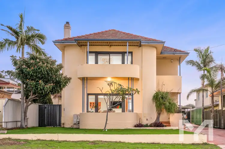 49 Money Road, Melville WA 6156