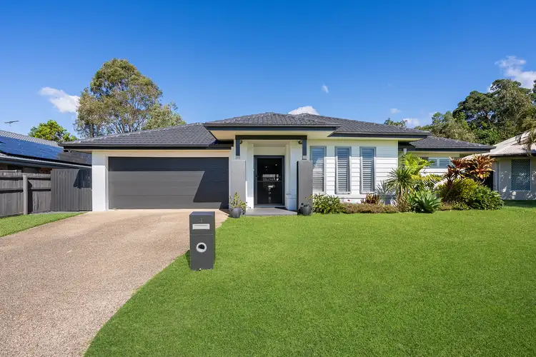 4 Mervyn Crescent, Redland Bay QLD 4165