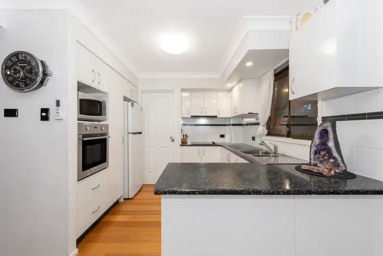 5/10 Sara Street, Ashmore QLD 4214