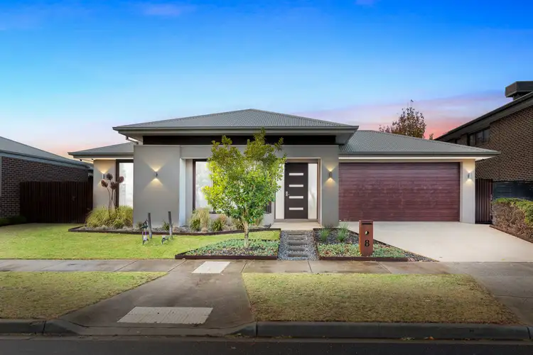 8 Tamarind Place, Aintree VIC 3336