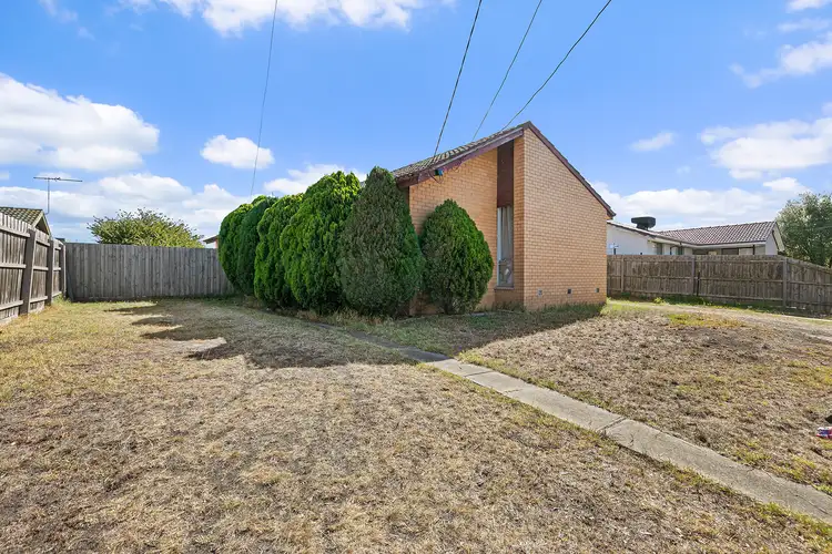 6 Emslie Street, Sunshine West VIC 3020